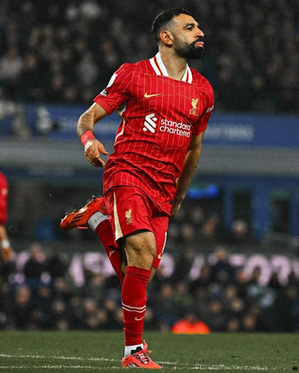 开云官方平台-萨拉赫在老鹰比赛中领先优势明显，锐不可当引发热议！比赛高潮迭起(圣斗士北欧篇希路达)